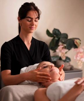 Diploma in Beauty Body and Spa Therapies